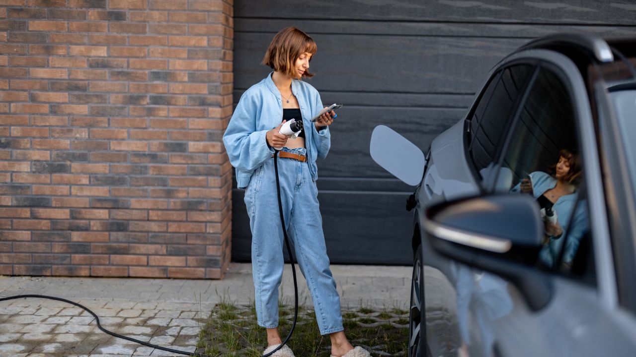 Electric Vehicle Battery Recycling and Sustainability